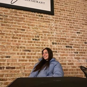Meet Your Posher, Courtney🤎